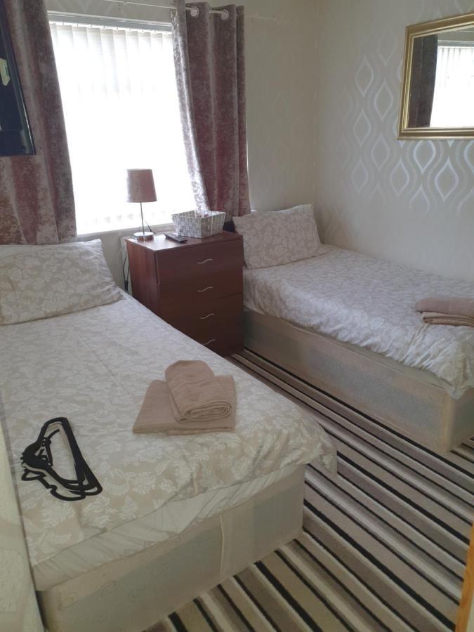The Rutlands Bed & Breakfast Blackpool Bagian luar foto