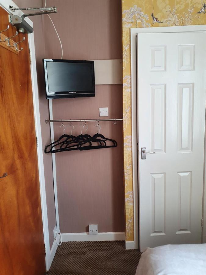The Rutlands Bed & Breakfast Blackpool Bagian luar foto