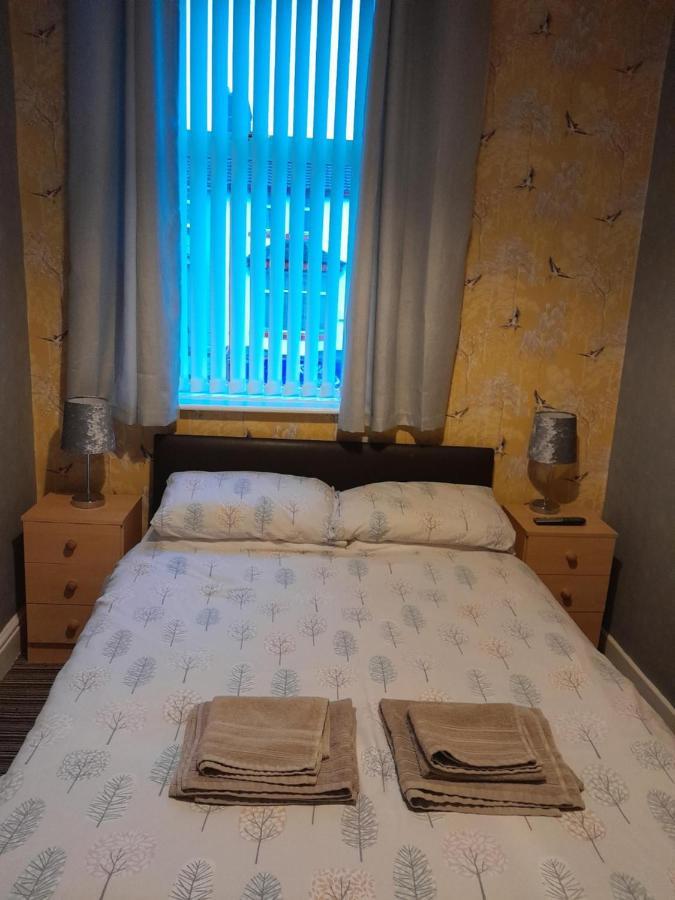 The Rutlands Bed & Breakfast Blackpool Bagian luar foto