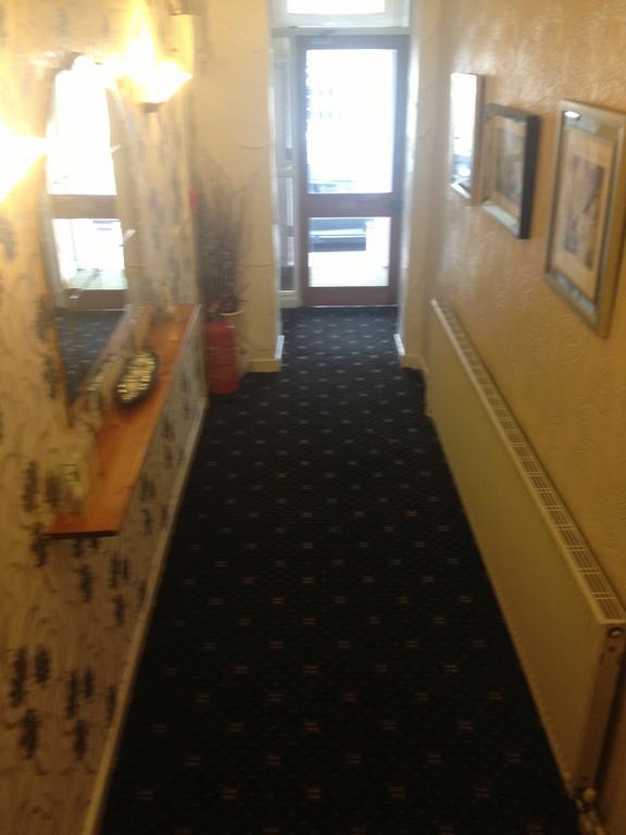 The Rutlands Bed & Breakfast Blackpool Bagian luar foto