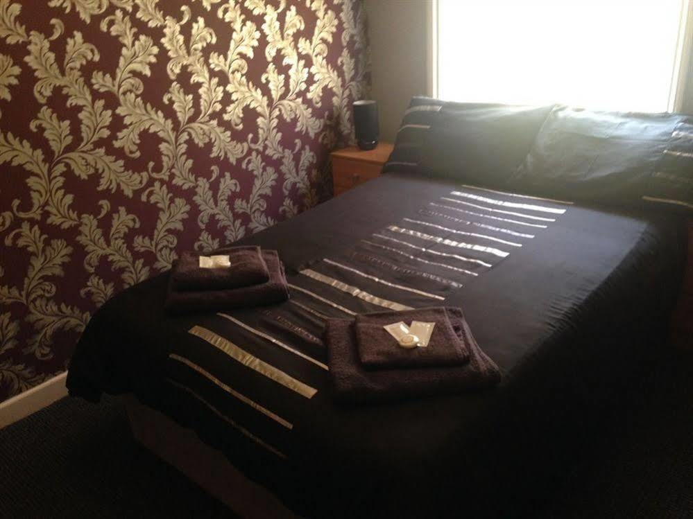 The Rutlands Bed & Breakfast Blackpool Bagian luar foto