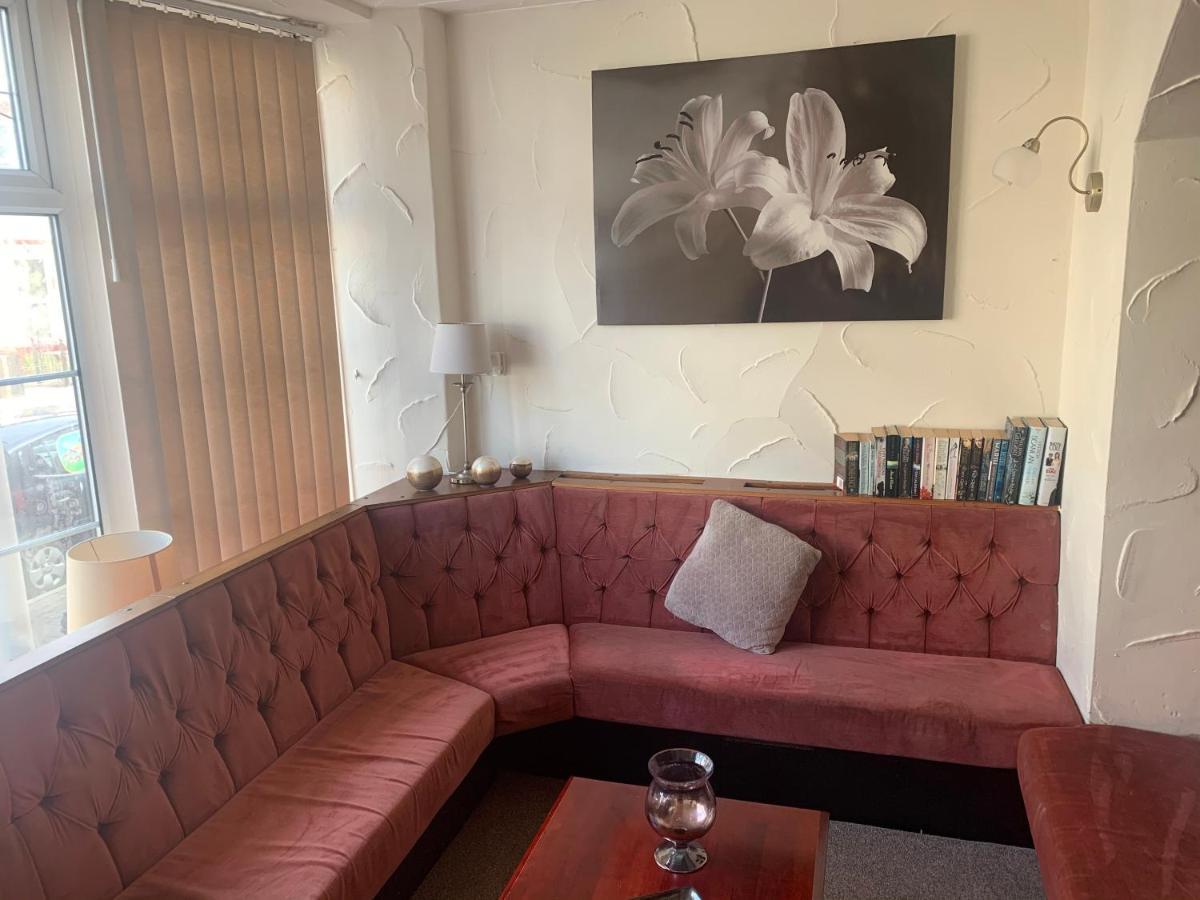 The Rutlands Bed & Breakfast Blackpool Bagian luar foto